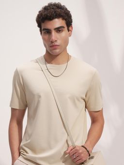HIGHLANDER - Men Beige Round Neck Regular Fit Drop Shoulder Super Stretch T-shirt