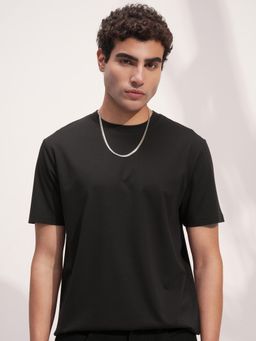 HIGHLANDER - Men Black Round Neck Regular Fit Drop Shoulder Super Stretch T-shirt
