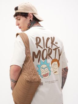 HIGHLANDER - Warner Bros Rick and Morty Men Cream Round Neck Oversized Graphic T-shirt