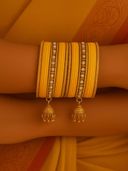 Yellow color option, Currently selected