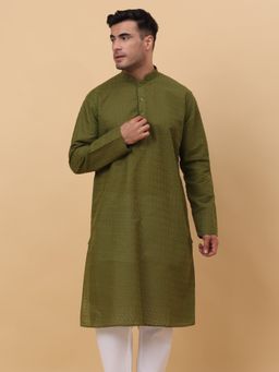 Kraft India - Men Cotton Green Chikan Embroidered Kurta