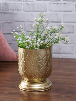 HomeTown - Skylar Iron Modern Planter in Gold Colour