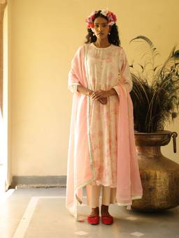 Naav - Ivory Floral Anarkali Kurta with Pant and Dupatta