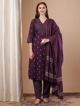 FASHOR - Printed and Kantha Embroidered Kurta with Pant and Dupatta (Set of 3)