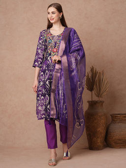 FASHOR - Printed and Embroidered Kurta with Pant and Dupatta (Set of 3)
