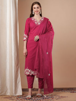 FASHOR - Red Floral Threadwork Straight Kurta with Pant and Dupatta (Set of 3)