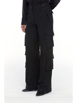 Qua - Black Tailored Cargo Pant