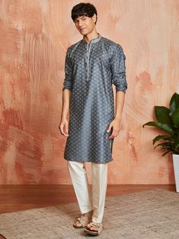 Vastramay - Mens Silk Blend Jacquard Embroidered Collar Regular Kurta With Pant (Set of 2)