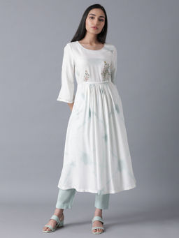 W - White Embroidered Kurta