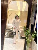 Off White color option, Sold out, Currently selected