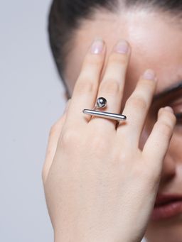 CAO JEWELLERY - Silver T Shaped Ball Open Ring