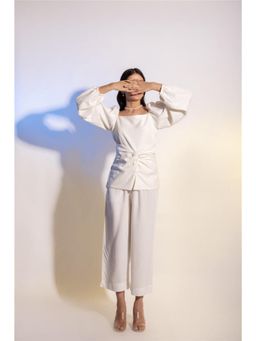 Label Iris - Ivory Knot Top with Pant