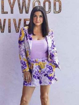 MANDIRA WIRK - Maheep Kapoor - Top Shorts And Jacket