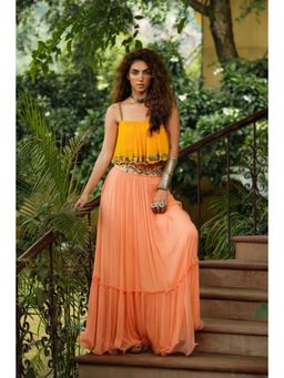 PALLAVI JAIPUR - Peach Shoulder Straps Embroidered Top With Skirt