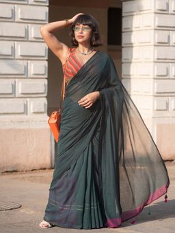 Suta - Green Solid Pure Mul Cotton Saree Without Blouse Piece
