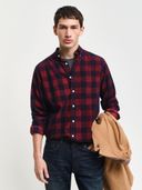 Red color option, Sold out, Currently selected