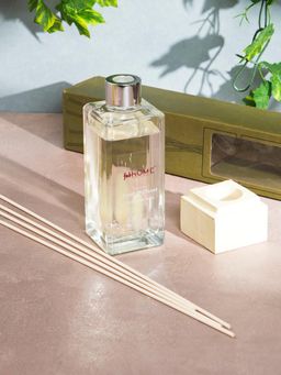 Fabindia - Transparent Mehak Dried Flowers Diffuser Set