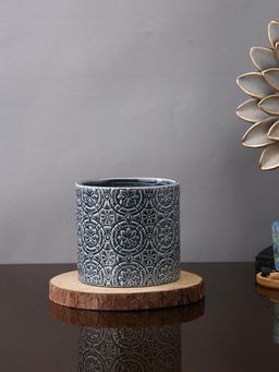 Tayhaa - Vintage Grey Embossed Planter