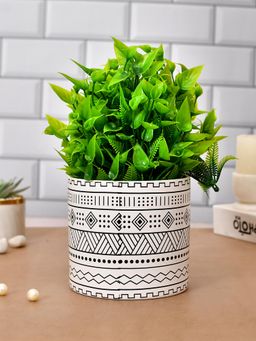 Tayhaa - White Chic Line Design Ceramic Planter