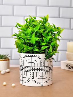Tayhaa - White Minimalist Chic Line Design Ceramic Planter