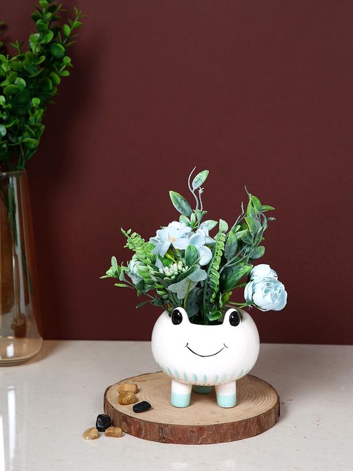 Tayhaa White Froggie Smiles Planter