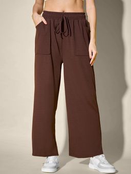 Buynewtrend - Brown Women Front Patch Pocket Solid Cargo Pant