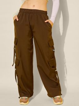 Buynewtrend - Brown Polyester Relaxed Fit Elasticated Women Cargo Pant