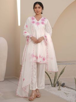 ONEWE INDIA - Mist White Silk Embroidery Kurta and Pant with Dupatta (Set of 3)