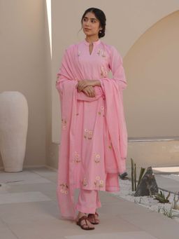 ONEWE INDIA - Peony Pink Cotton Floral Embroidery Kurta and Pant with Dupatta (Set of 3)