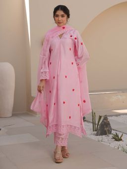 ONEWE INDIA - Tulip Pink Chanderi Embroidery Kurta and Pant with Dupatta (Set of 3)