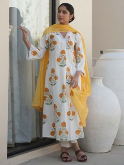 ONEWE INDIA - Yucca White Cotton Block Print Kurta and Pant with Dupatta (Set of 3)