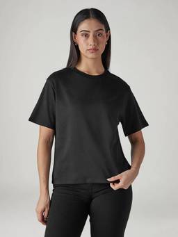 Levi's - Black Solid/Plain Half Sleeves Relaxed T-Shirt