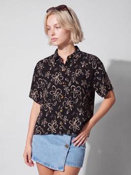max - Black Floral Half Sleeves Regular Shirt