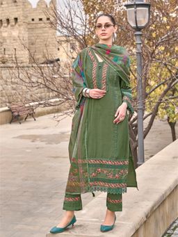 Autumnlane - Ayat Moss Embroidery Pakistani Kurta with Pant and Dupatta (Set of 3)