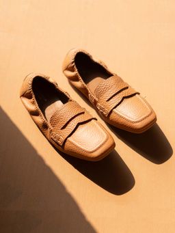 Vanilla Moon - Women Tan Square Toe Loafer