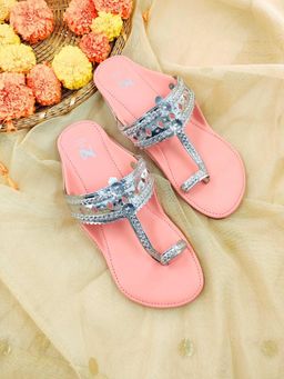 The Madras Trunk - Women Kolhapuri in Silver