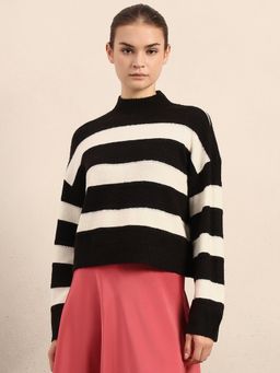 VERO MODA - High-Neck Colour blocked Pullover - Black