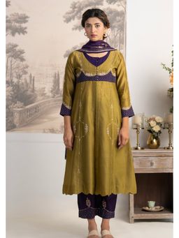 Tatwa Designs - Green Mastani Kurta with Pants and Dupatta Set