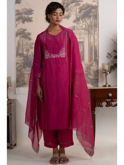 Tatwa Designs - Rani Pink Beaded Bageecha Kurti with Pants and Dupatta Set