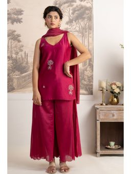 Tatwa Designs - Rani Pink Sleeveless Mini Bouquet Kurti with Pants and Dupatta Set