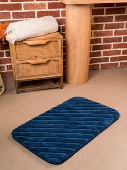RALIA HOMES - The Tide Velora Ultra Plush Foam Padded Blue Bath Mat (M)