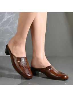 Valentino - Women Tan Leather Cut-Out Heel Mules