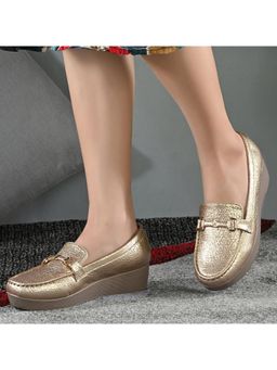 Valentino - Women Golden Textured Stylish Loafers