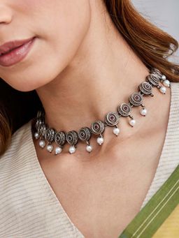 Fabindia - Women Red Brass Necklace