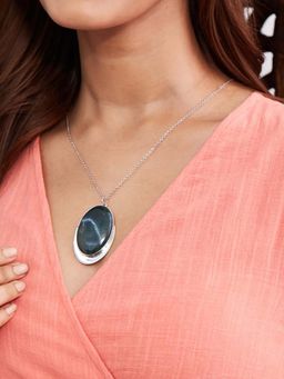 Fabindia - Women Blue Brass Necklace