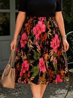 Oxolloxo - Women Multicolor Floral Print Pleated Skirt
