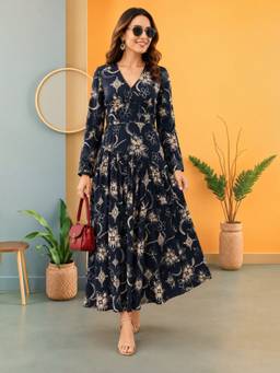 Oxolloxo - Women Black Floral Print V- Neck Long Sleeve Flare Maxi Dress