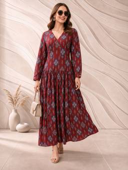 Oxolloxo - Women Maroon Floral V- Neck Long Sleeve Flare Maxi Dress