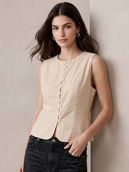 Outzidr - Cream Solid Round Neck Solid Top