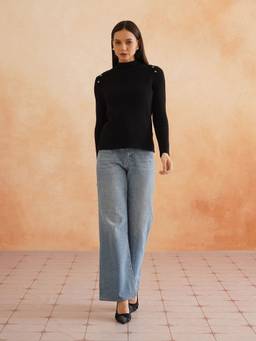 Beatnik - Womens Black Solid Sweaters
